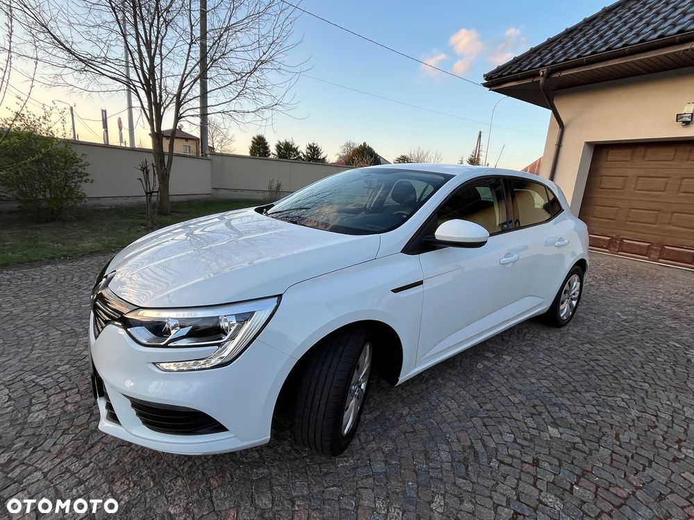 Renault Megane 1.6 SCe Life - 2