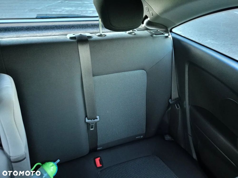 Opel Corsa 1.2 16V Enjoy - 26