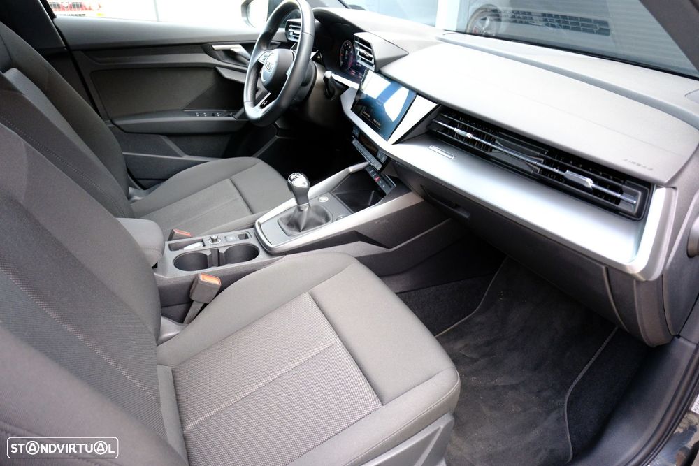 Audi A3 Limousine 30 TFSI Advanced - 12