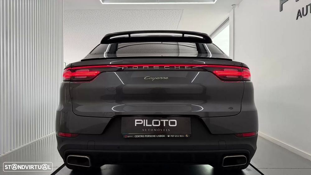 Porsche Cayenne Coupé E-Hybrid - 9
