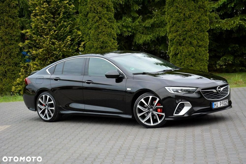 Opel Insignia 2.0 BiTurbo D 4x4 Automatik GSI - 10