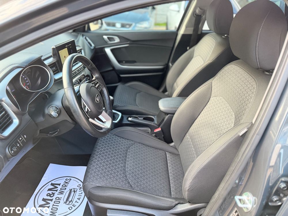 Kia Ceed 1.4 Vision - 19