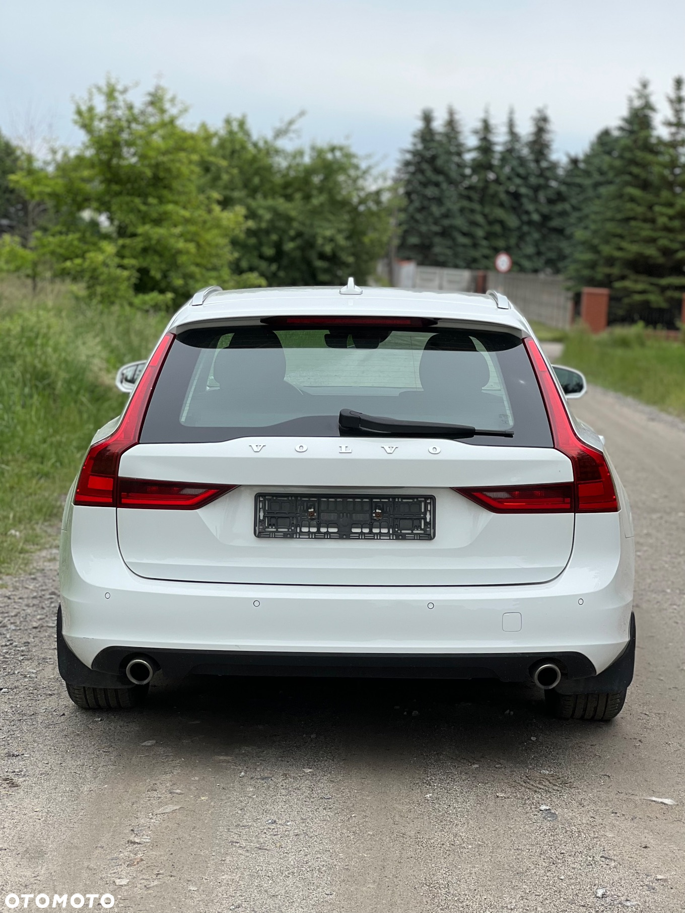 Volvo V90 D4 Momentum - 5