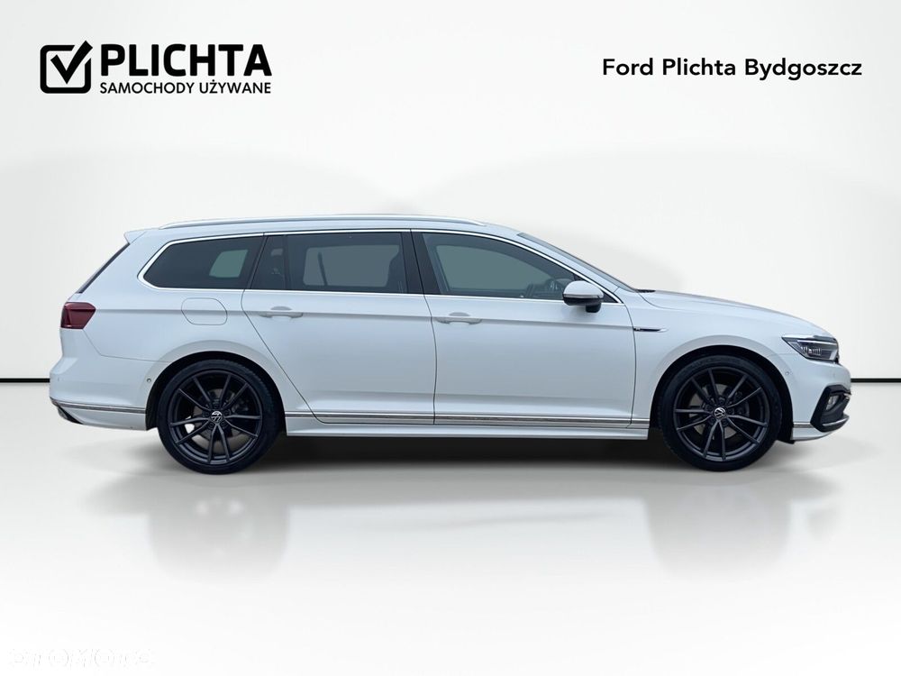 Volkswagen Passat - 2