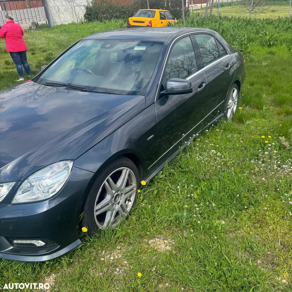 Dezmembrez Mercedes benz e350 CDI w212 - 11