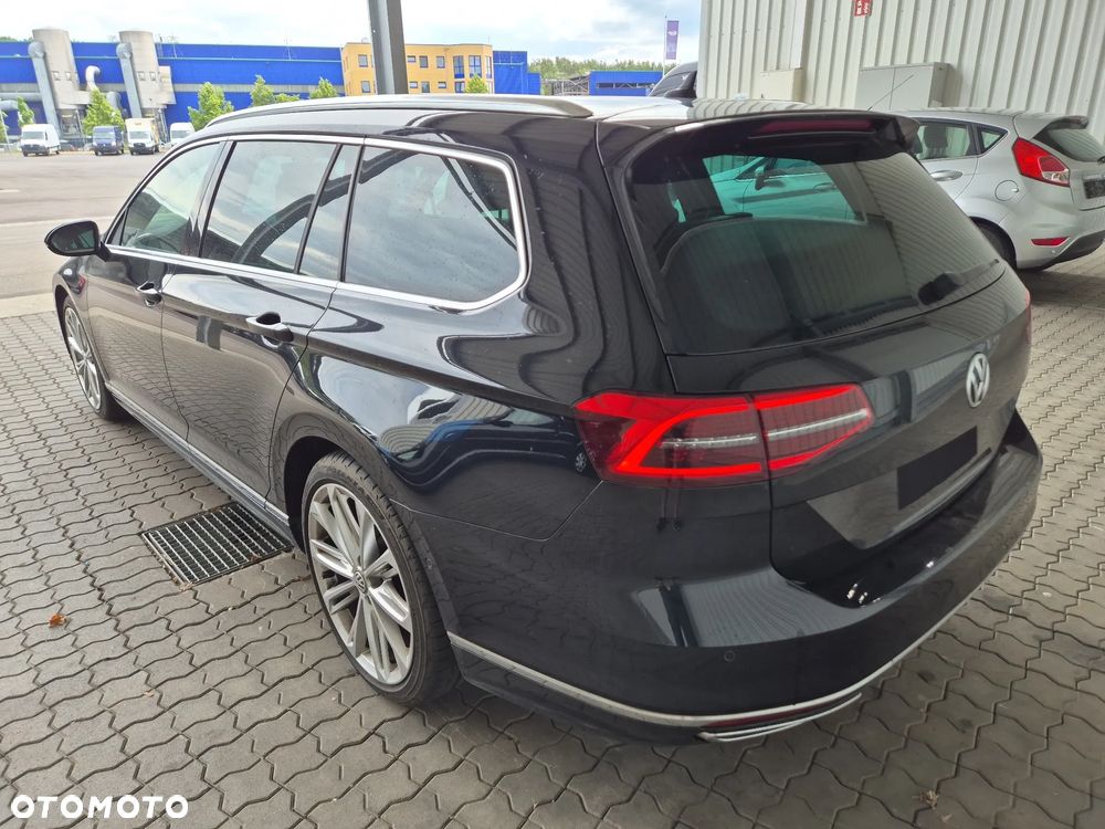 Volkswagen Passat 2.0 TDI SCR (BlueMotion Technology) DSG Highline - 3