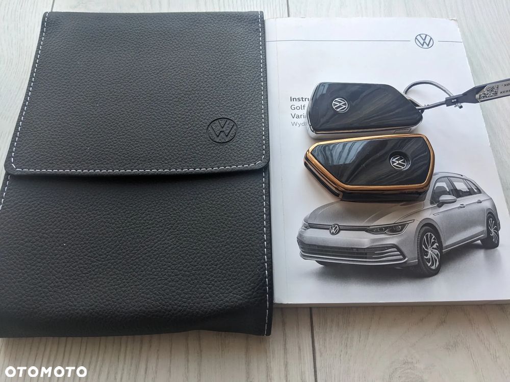 Volkswagen Golf - 34