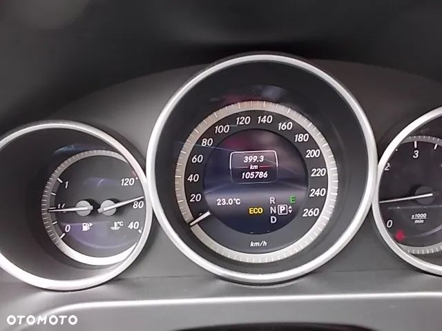 Mercedes-Benz Klasa E 200 BlueTEC 7G-TRONIC Classic - 24