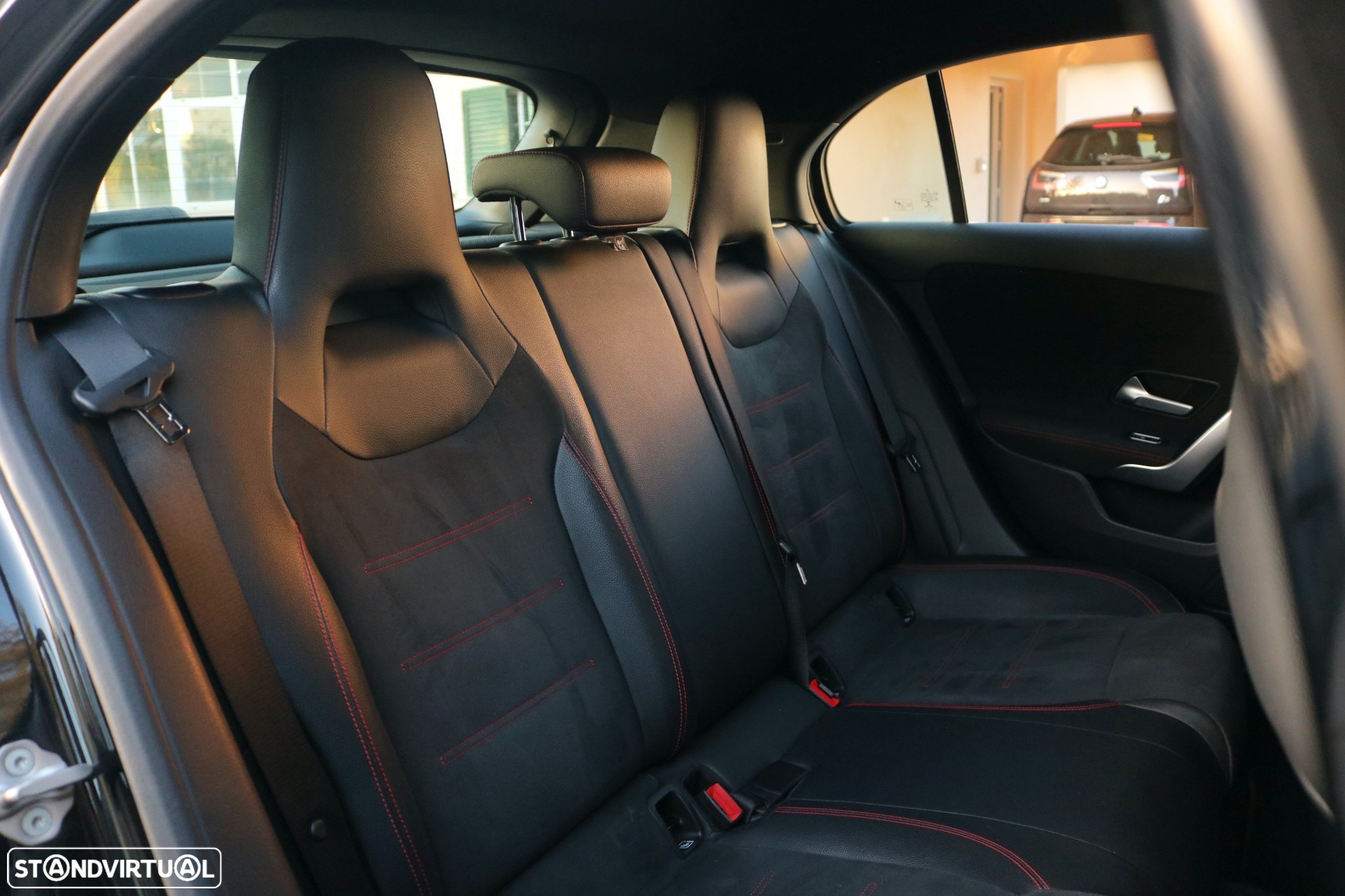 Mercedes-Benz A 160 d AMG Line - 9