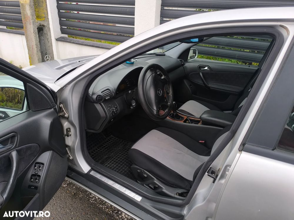 Mercedes-Benz C 180 Kompressor - 12