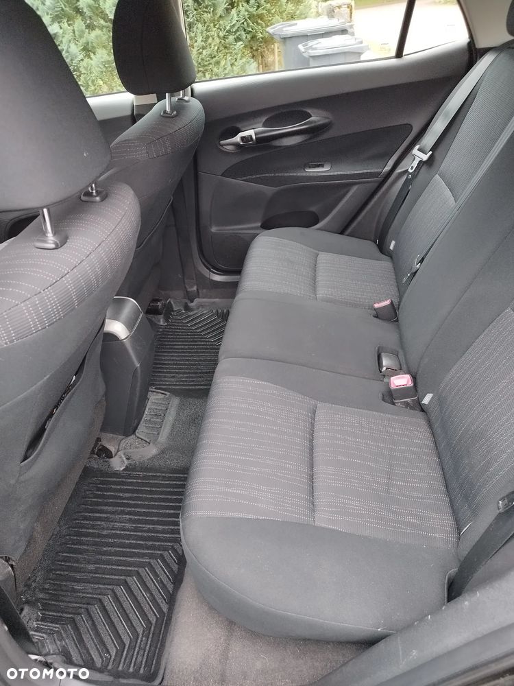 Toyota Auris - 12