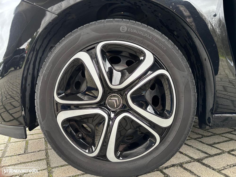 Citroën DS3 1.6 e-HDi So Chic - 12