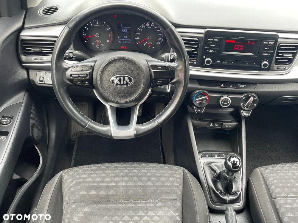 Kia Rio 1.2 M - 10