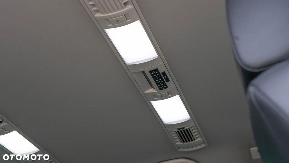 Volkswagen Multivan 2.0 BiTDI L1 Comfortline 4Motion DSG - 25