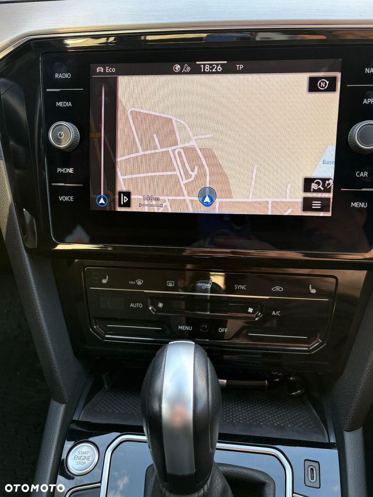 Volkswagen Passat 2.0 TSI Elegance DSG - 21