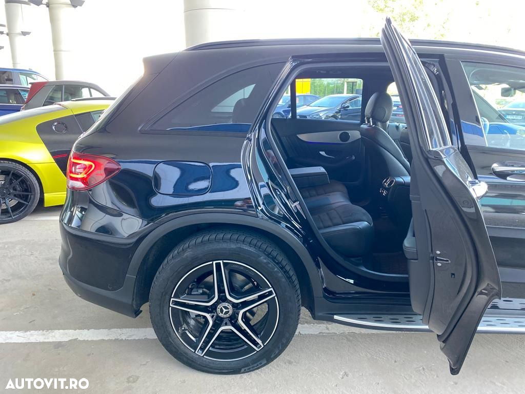 Mercedes-Benz GLC - 12