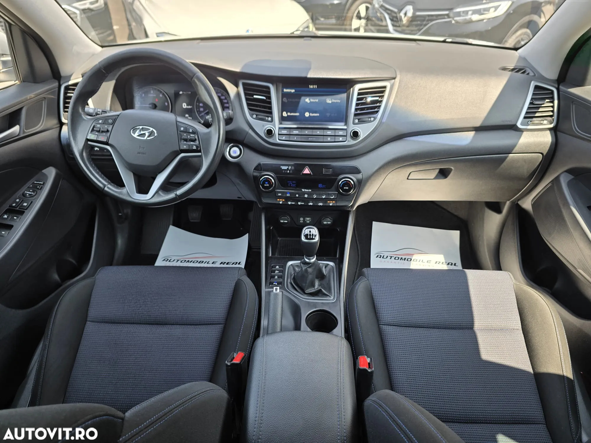 Hyundai Tucson 2.0 CRDI 4WD 6MT Style - 12