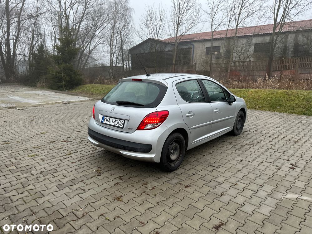 Peugeot 207 - 5