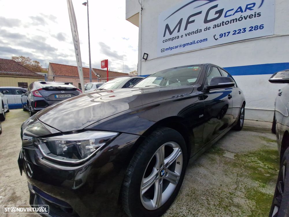 BMW 318 d Sport Line - 1
