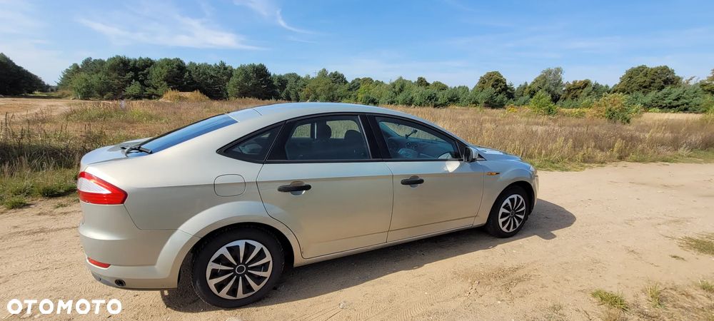 Ford Mondeo 1.6 Trend - 7