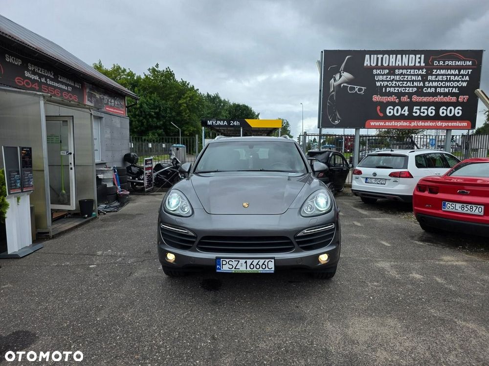 Porsche Cayenne S - 2