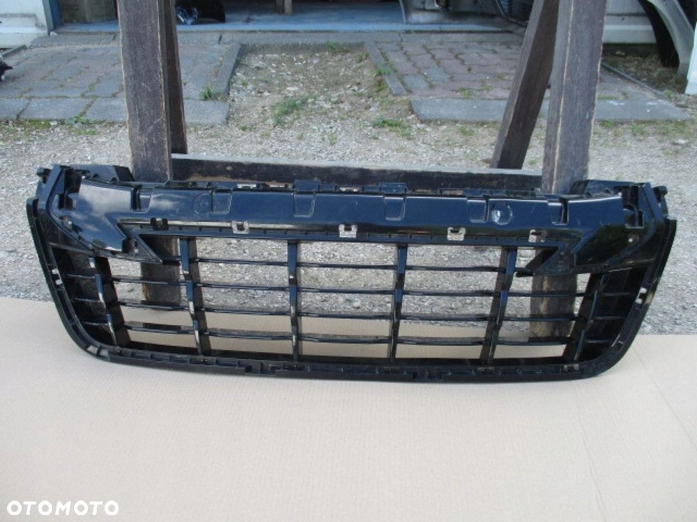 ATRAPA GRILL ISUZU D MAX POŁYSK - 1