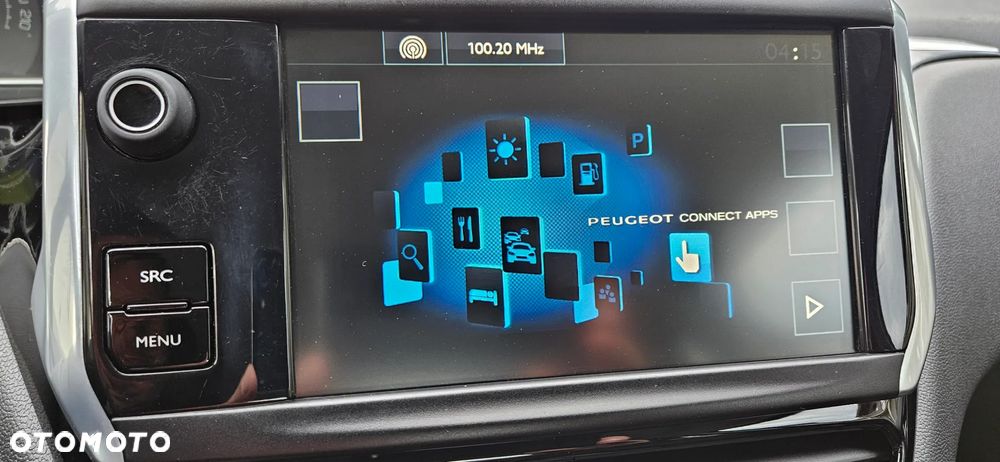 Peugeot 208 - 23