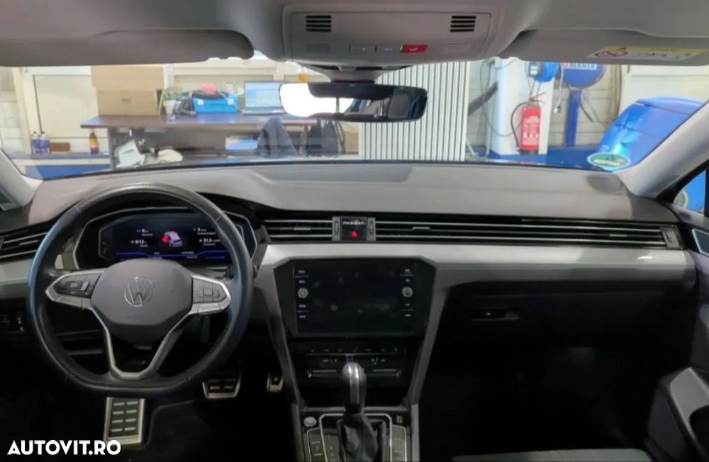 Volkswagen Passat Variant 2.0 TDI DSG Business - 2