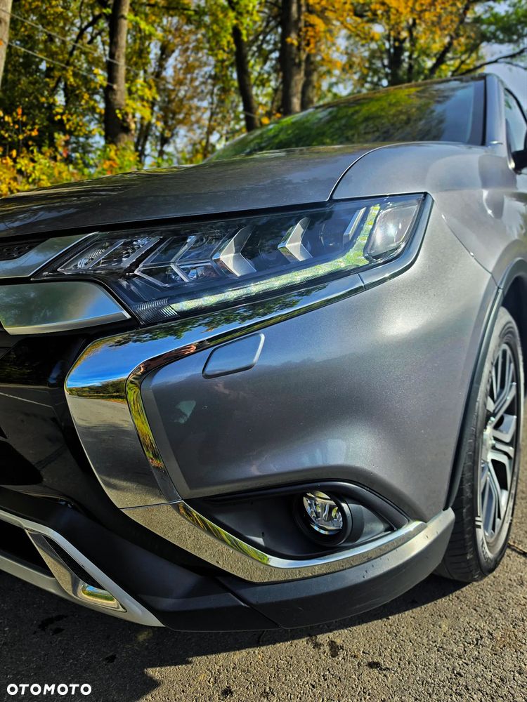Mitsubishi Outlander 2019 photo 5