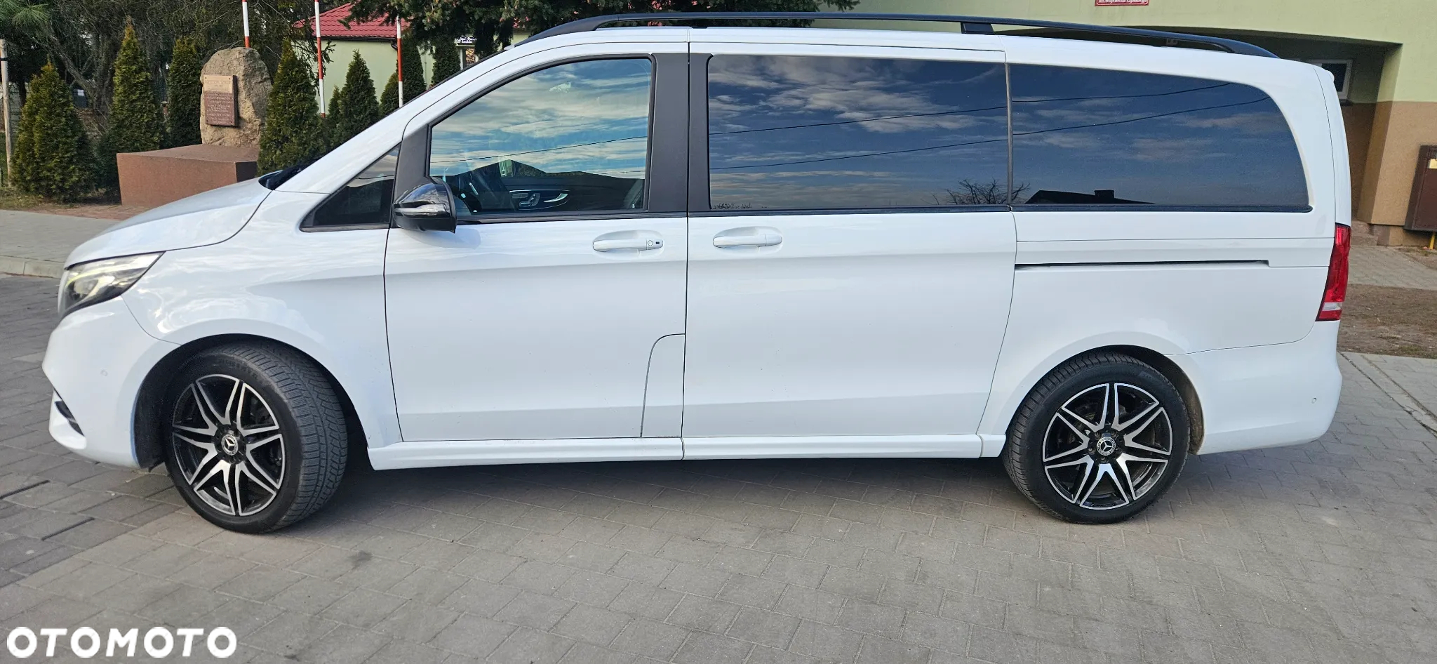 Mercedes-Benz Klasa V 250 d 4-Matic Avantgarde 9G-Tronic (d³ugi) - 5
