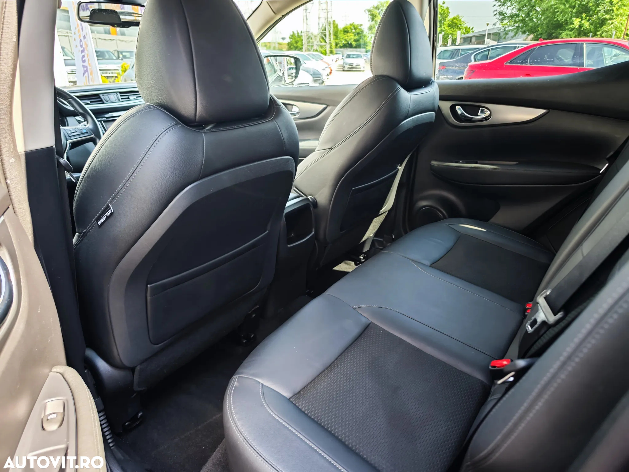 Nissan Qashqai 1.3 DIG-T DCT TEKNA - 18