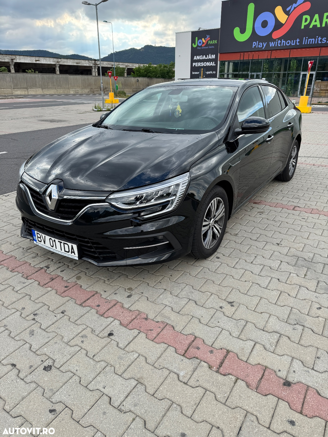 Renault Megane TCe 140 EDC GPF Equilibre - 8
