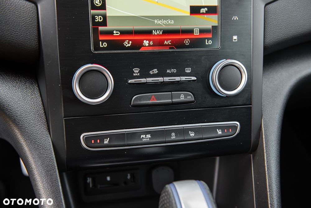 Renault Megane ENERGY TCe 205 EDC GT - 25