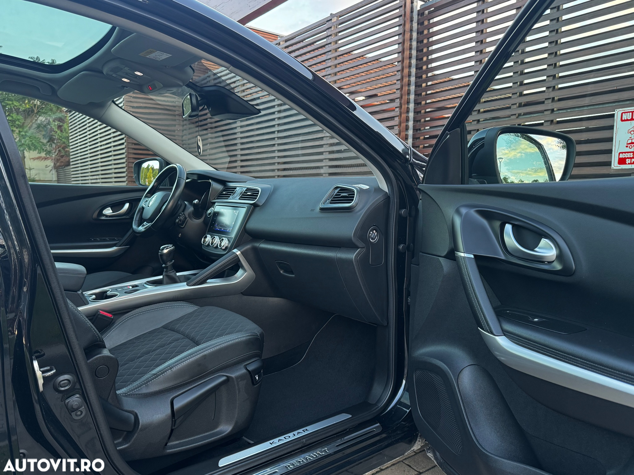 Renault Kadjar TCe 160 GPF BOSE EDITION - 25