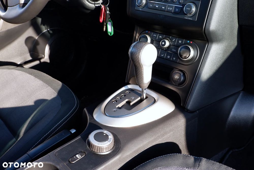 Nissan Qashqai+2 2.0 dCi 4x4 Tekna EU5 - 6