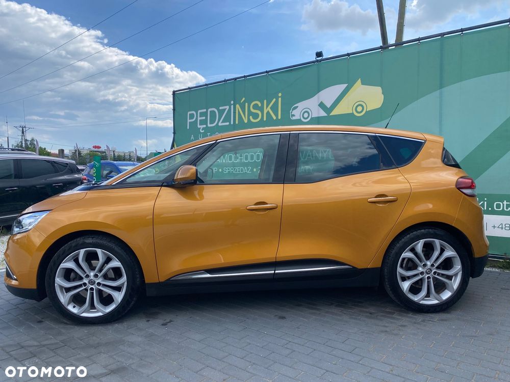 Renault Scenic - 17