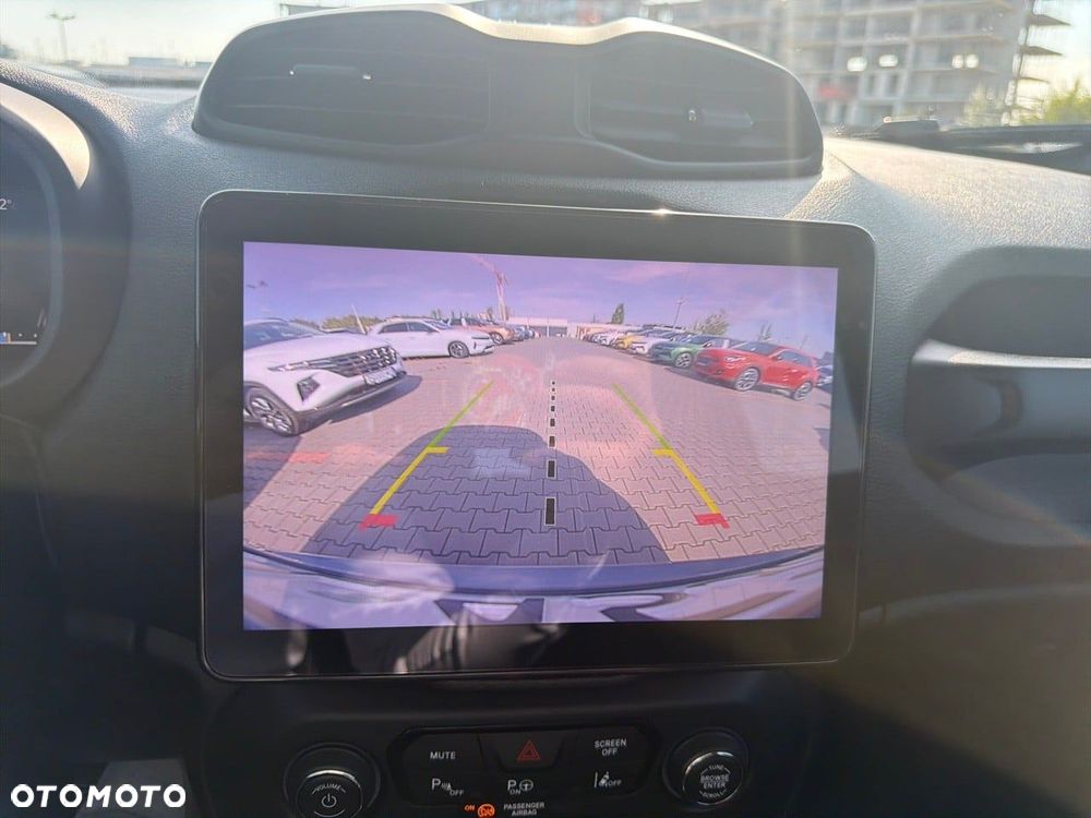Jeep Renegade 1.5 T4 mHEV Altitude FWD S&S DCT - 22