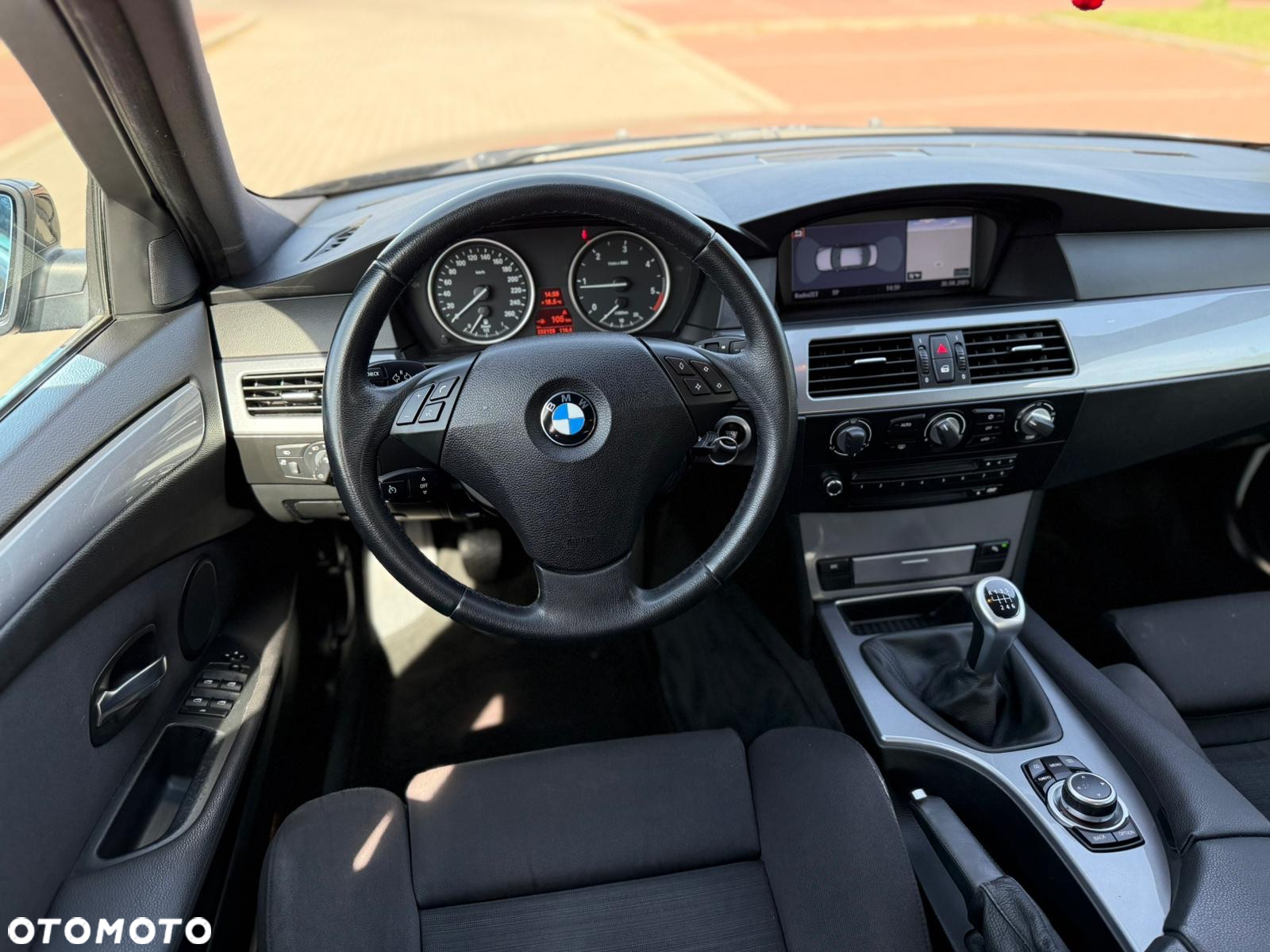 BMW Seria 5 520d Edition Sport - 7