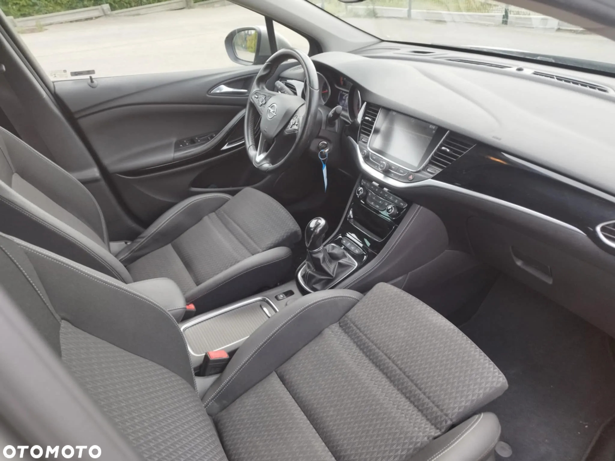 Opel Astra 1.4 Turbo Sports Tourer Business - 4
