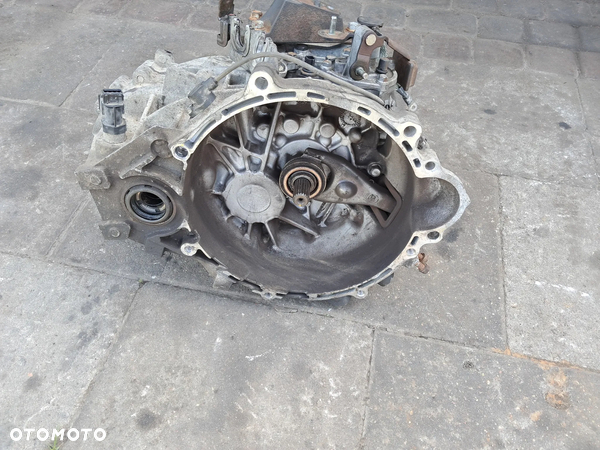 1,7 crd hyundai iX35, sportage III,skrzynia 10-15