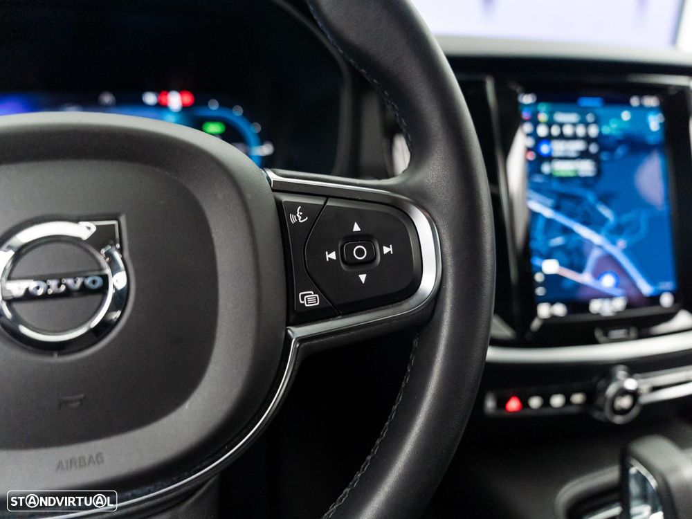 Volvo V60 2.0 T6 AWD TE Essential - 24