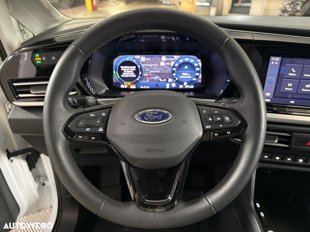 Ford Transit Connect - 15