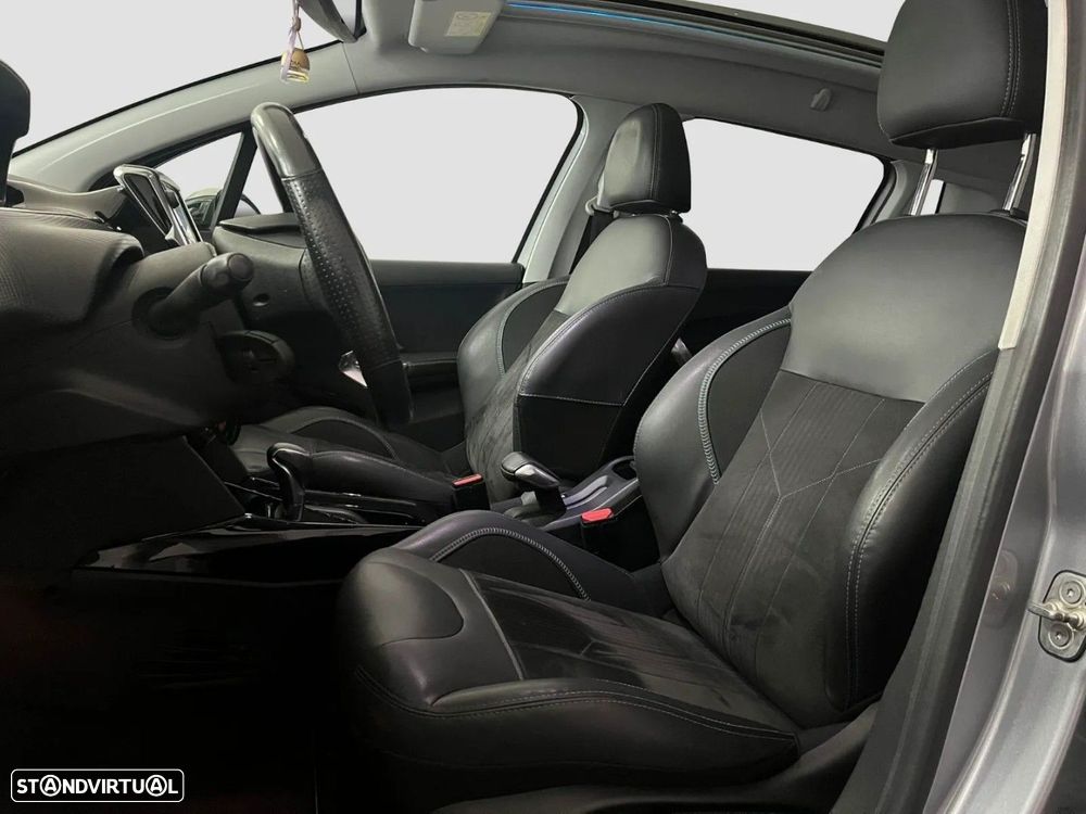 Peugeot 2008 1.2 PureTech Crossway - 7