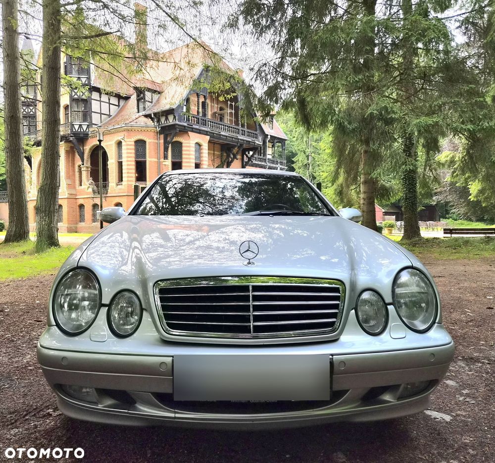 Mercedes-Benz CLK - 4