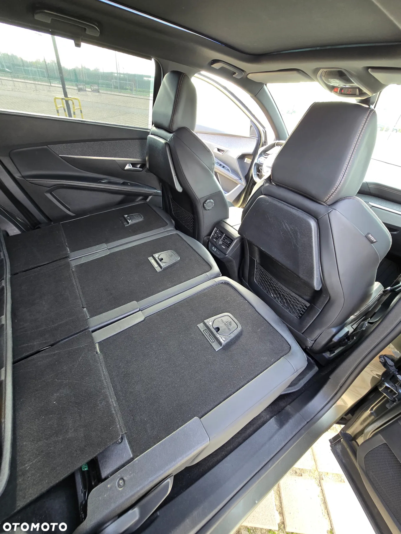 Peugeot 5008 THP 165 EAT6 Stop & Start Allure - 27