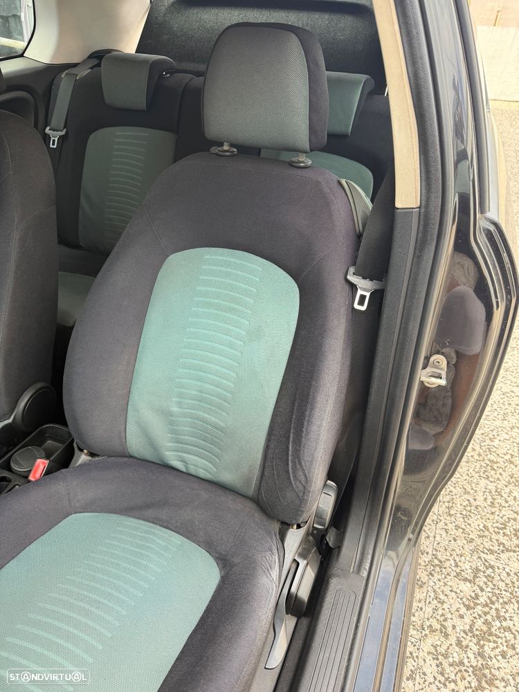 Fiat Grande Punto 1.2 Free - 11