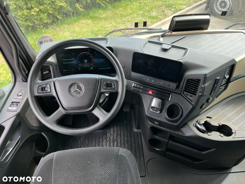 Mercedes-Benz Actros 1845 LS Big Space - 15
