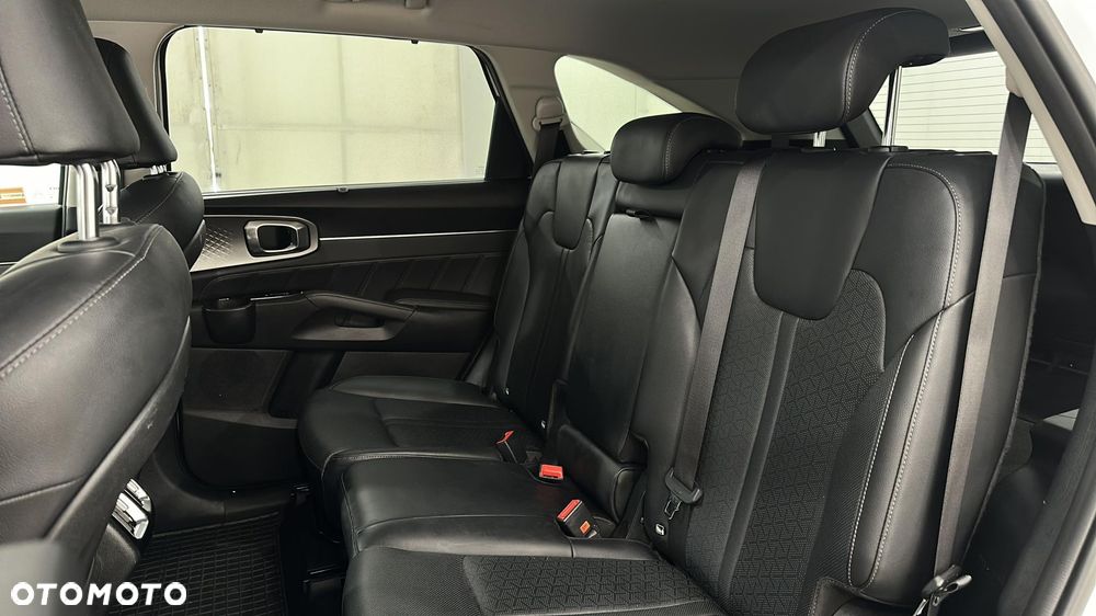 Kia Sorento 1.6 T-GDI HEV XL 4WD 7os - 13