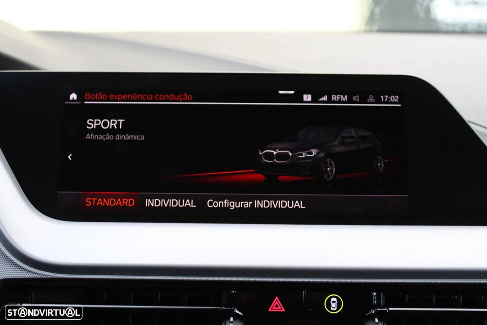 BMW 116 d Pack Essence - 39