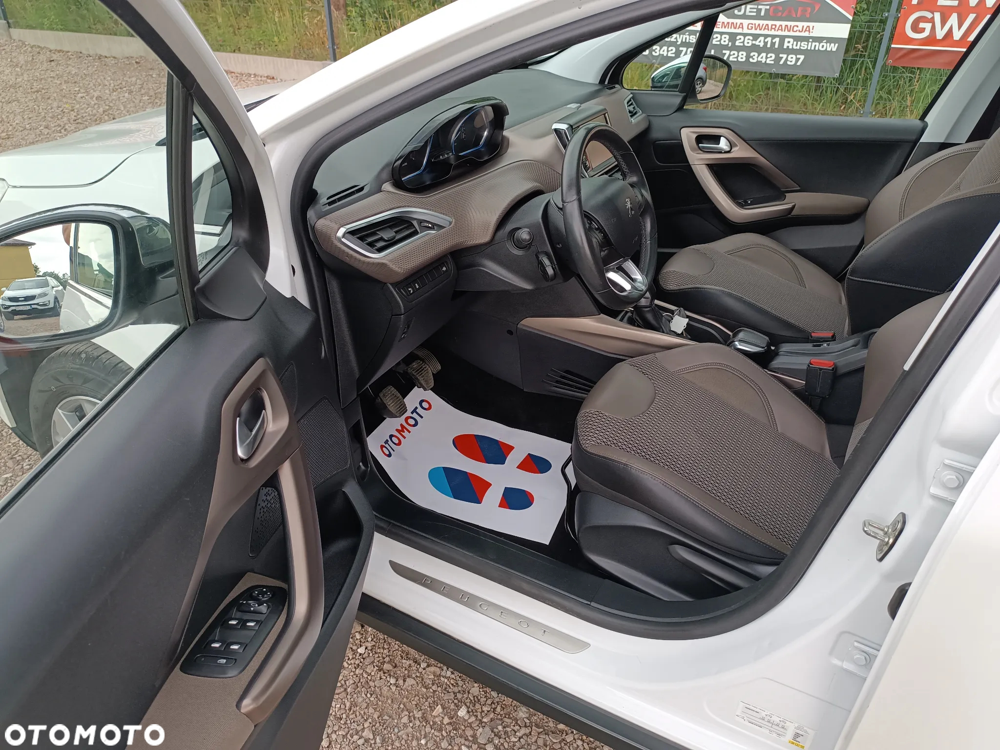 Peugeot 2008 1.2 Pure Tech GPF Active - 18